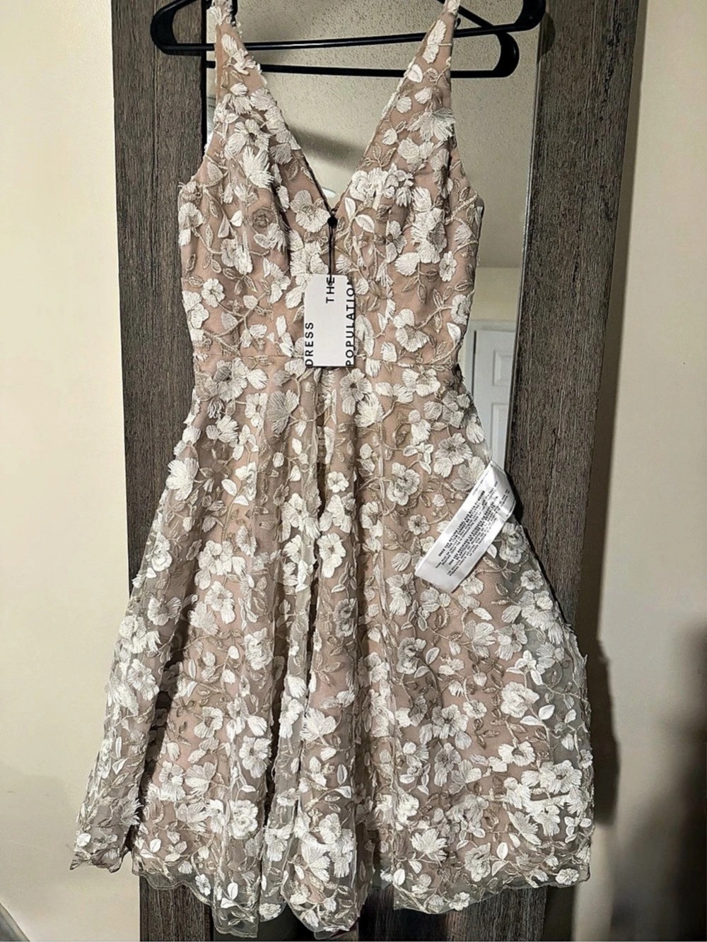 Dress the Population Elisa Embroidered Fit & Flare Midi Dress gold & White XS